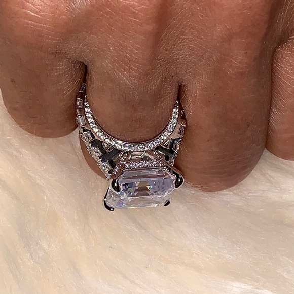 💎5.CT Sterling Silver Ring 💍 One Available. - Picture 6 of 9